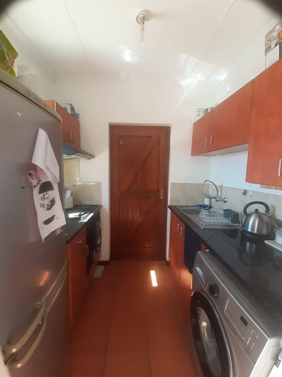 2 Bedroom Property for Sale in Parsonsvlei Eastern Cape